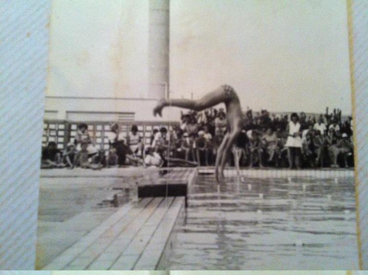 st_johns_swimming_pool_1978.jpg